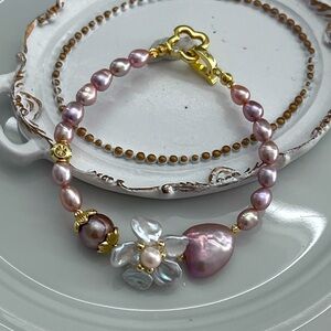 Handmade Freshwater Pink Heart 🩷 Baroque Pearl Keshi Flower 🌺 Bracelet